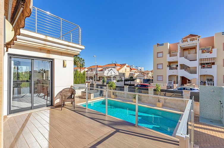 Vrijstaande woning in Orihuela