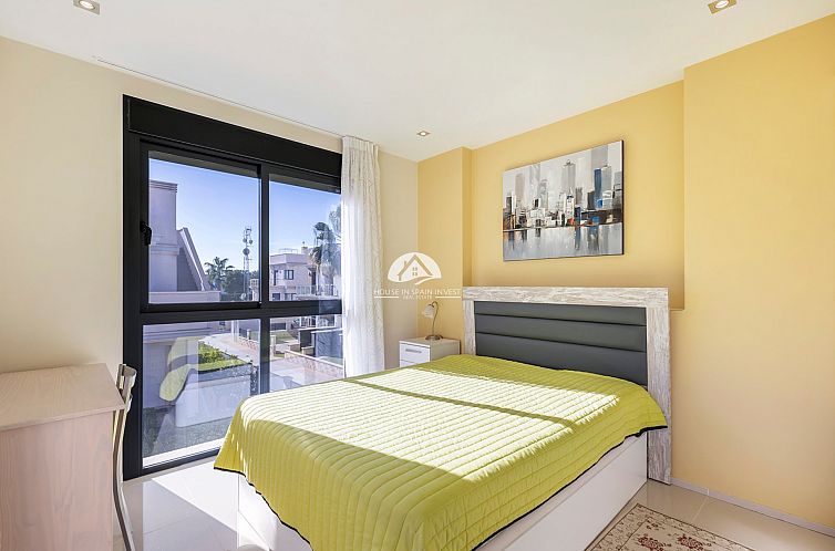 Vrijstaande woning in Orihuela