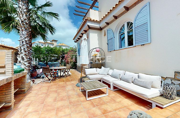 Vrijstaande woning in Orihuela