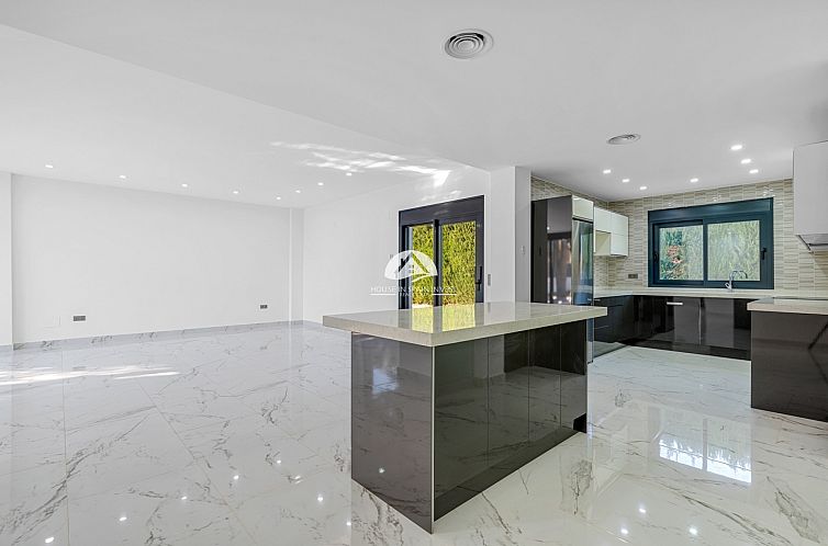 Vrijstaande woning in Orihuela
