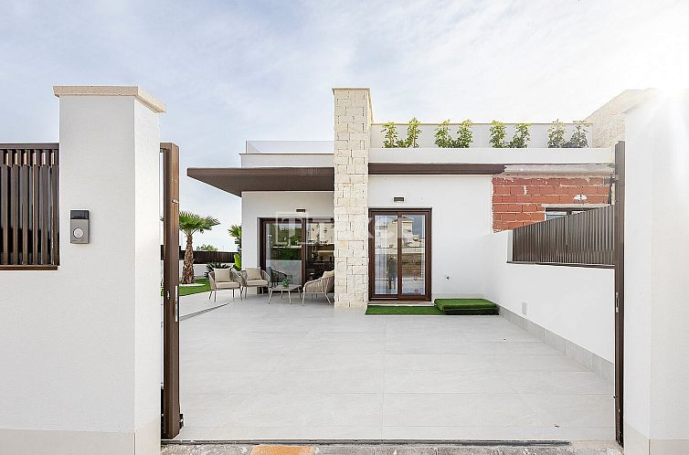 Geschakelde woning in Vistabella Golf