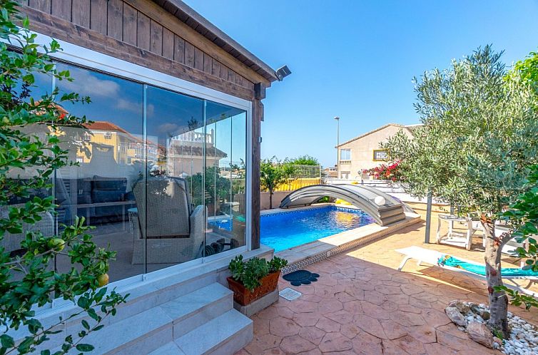 Vrijstaande woning in Orihuela