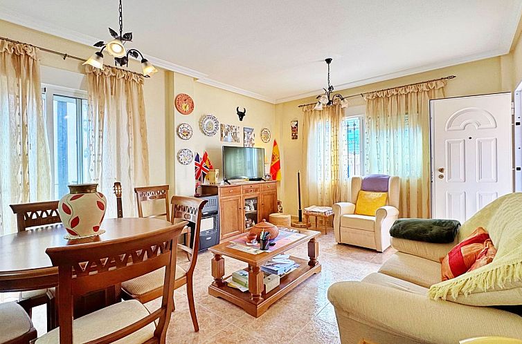 Geschakelde woning in Orihuela