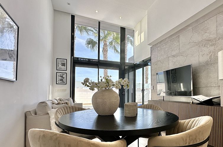 Vrijstaande woning in Orihuela