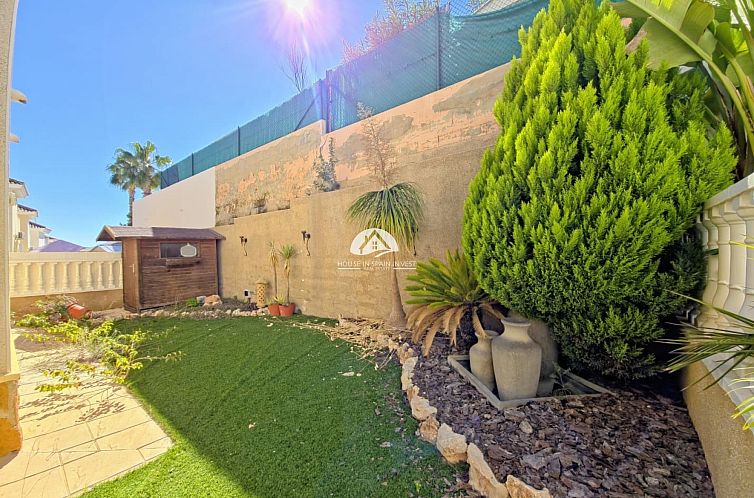 Vrijstaande woning in Orihuela