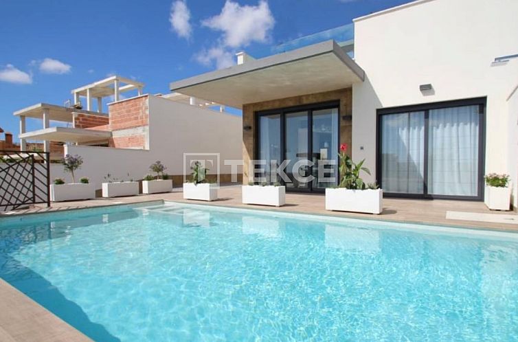 Vrijstaande woning in Orihuela