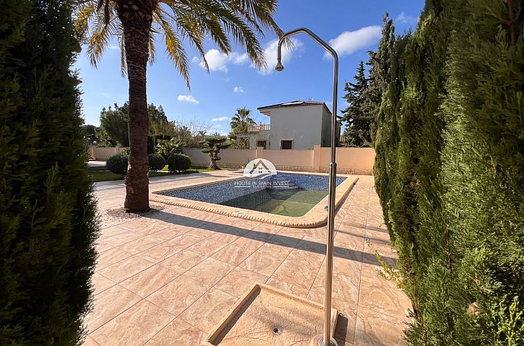 Vrijstaande woning in Orihuela