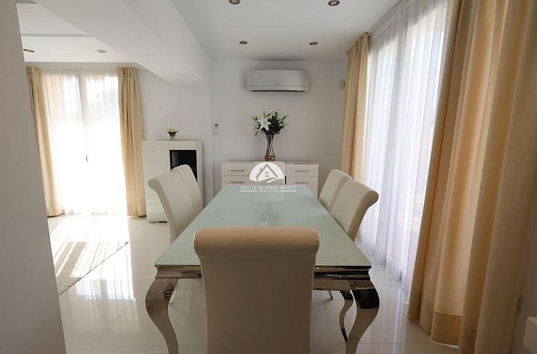 Vrijstaande woning in Orihuela