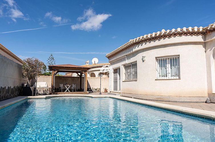 Vrijstaande woning in Orihuela