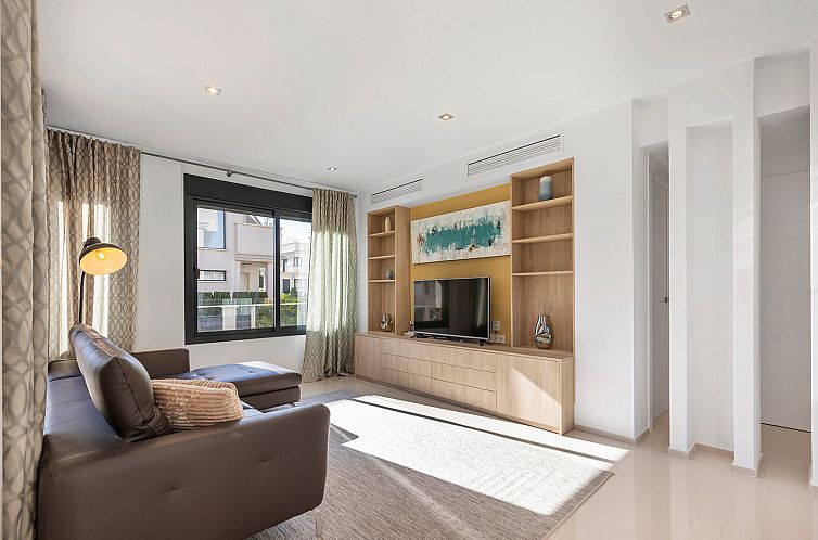 Geschakelde woning in Orihuela