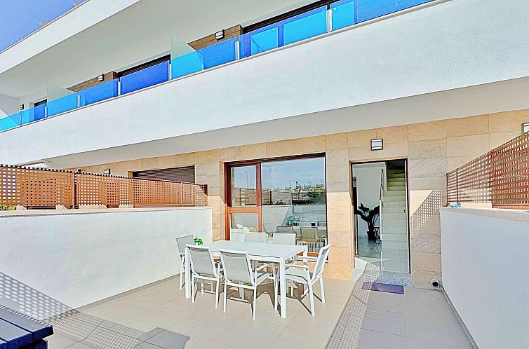 Geschakelde woning in Orihuela