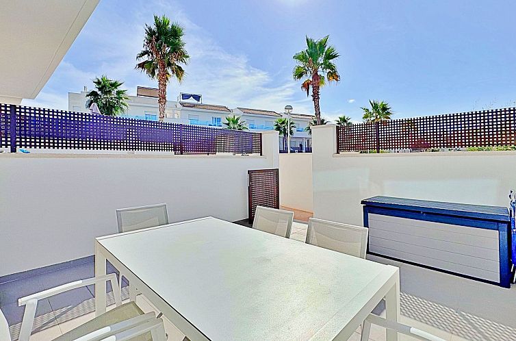 Geschakelde woning in Orihuela