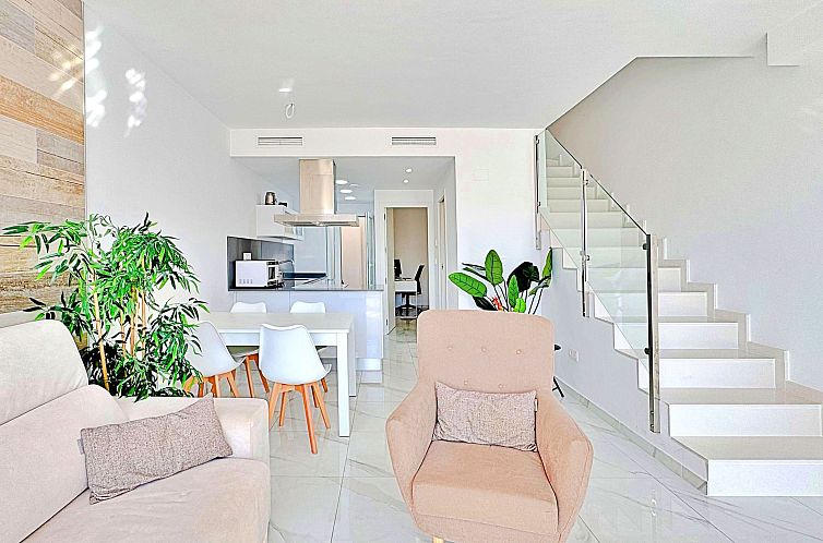 Geschakelde woning in Orihuela