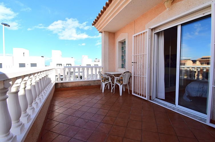Geschakelde woning in Orihuela