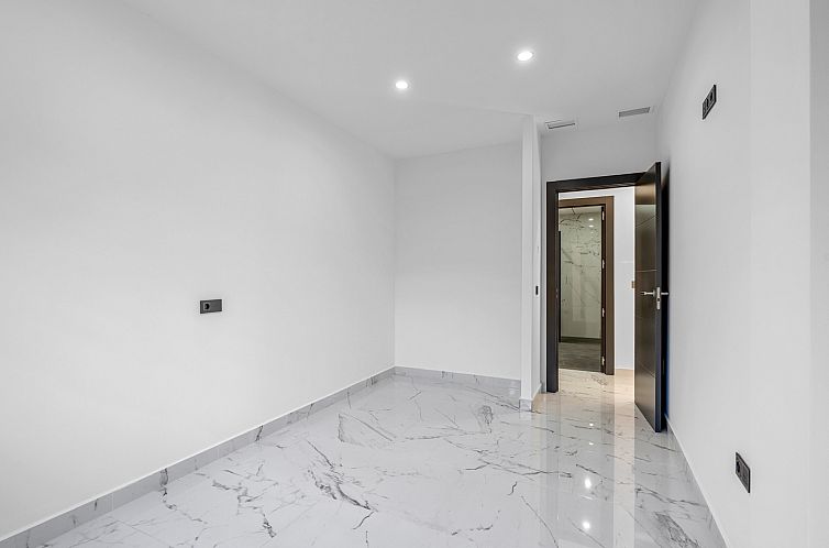 Geschakelde woning in Orihuela
