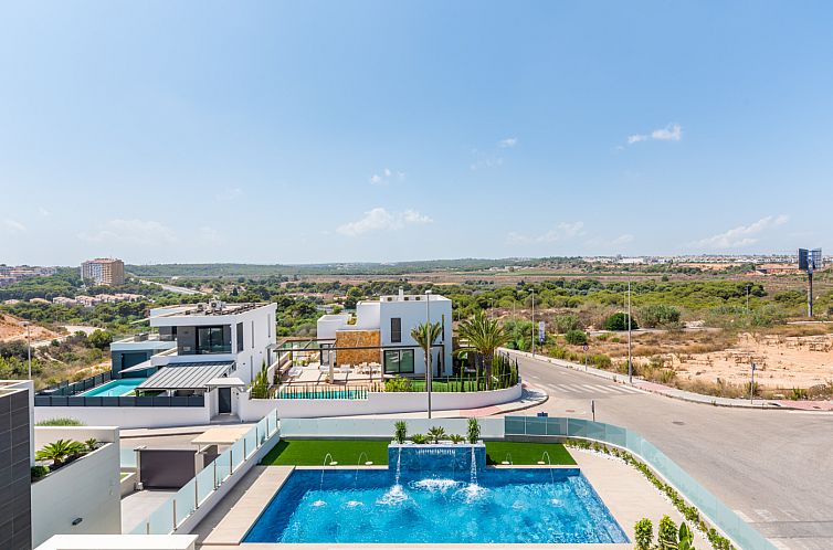 Geschakelde woning in Orihuela