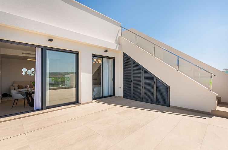 Geschakelde woning in Orihuela