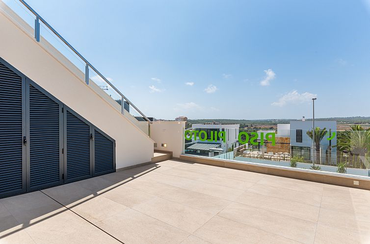 Geschakelde woning in Orihuela