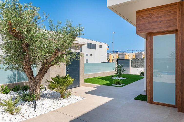 Geschakelde woning in Orihuela