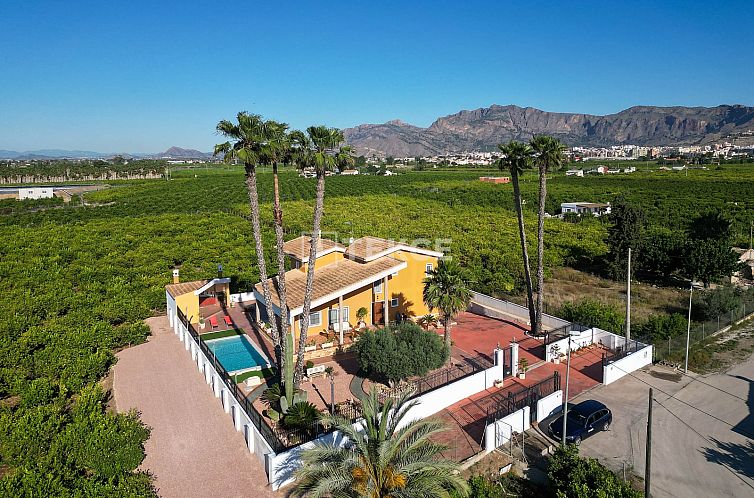 Vrijstaande woning in Orihuela