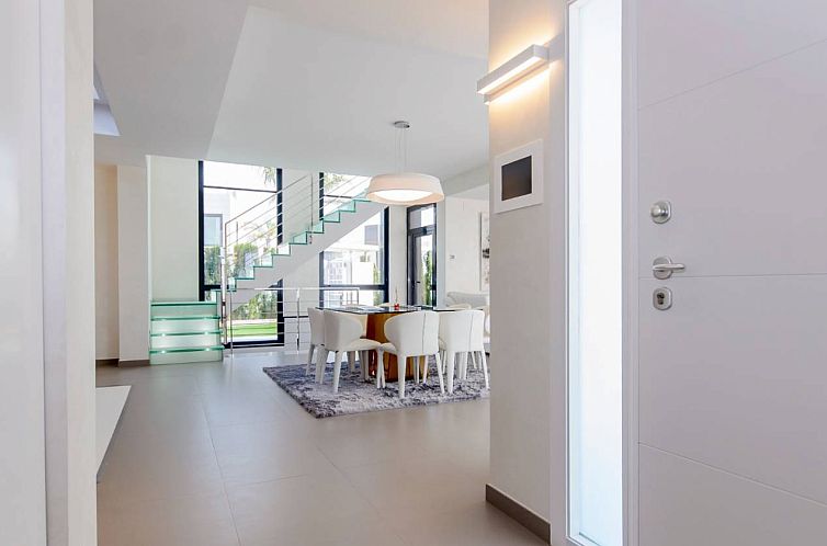 Geschakelde woning in Orihuela