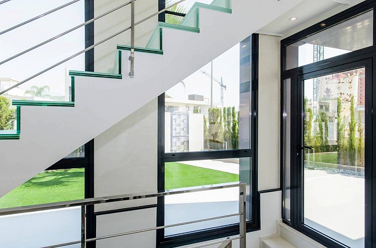 Geschakelde woning in Orihuela