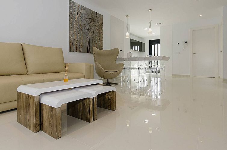 Geschakelde woning in Orihuela