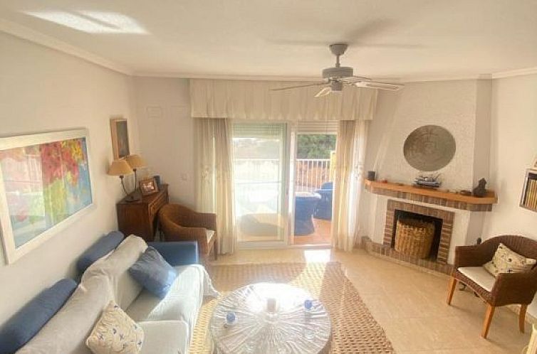 Geschakelde woning in Orihuela