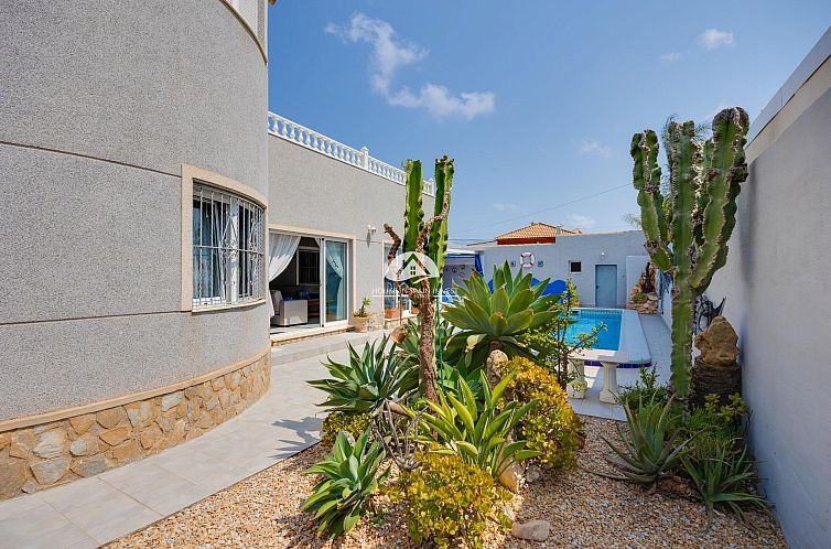 Vrijstaande woning in Orihuela