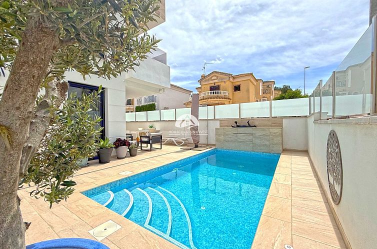 Vrijstaande woning in Orihuela