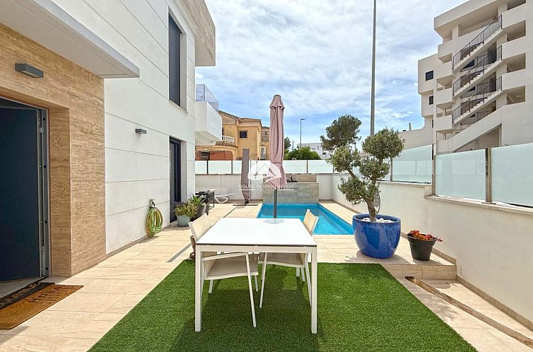 Vrijstaande woning in Orihuela