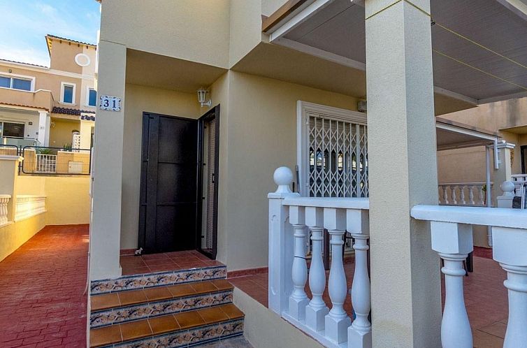 Geschakelde woning in Orihuela