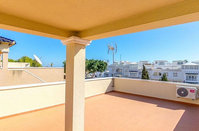 Geschakelde woning in Orihuela