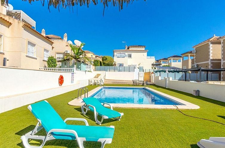 Geschakelde woning in Orihuela