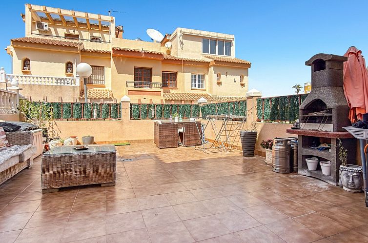 Geschakelde woning in Orihuela