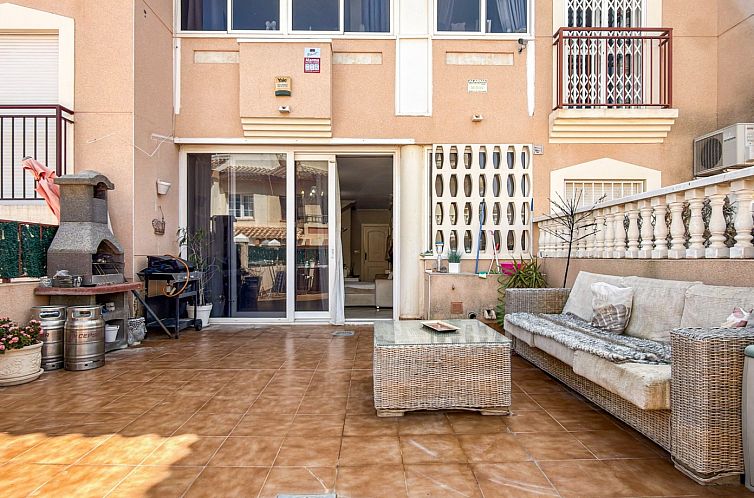 Geschakelde woning in Orihuela
