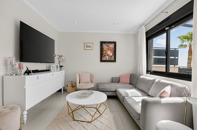 Geschakelde woning in Orihuela