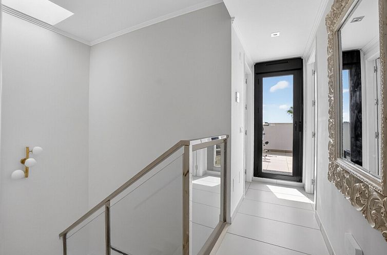 Geschakelde woning in Orihuela