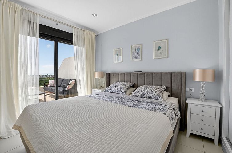Geschakelde woning in Orihuela