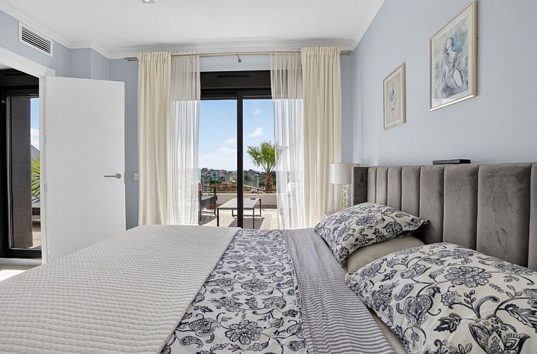 Geschakelde woning in Orihuela