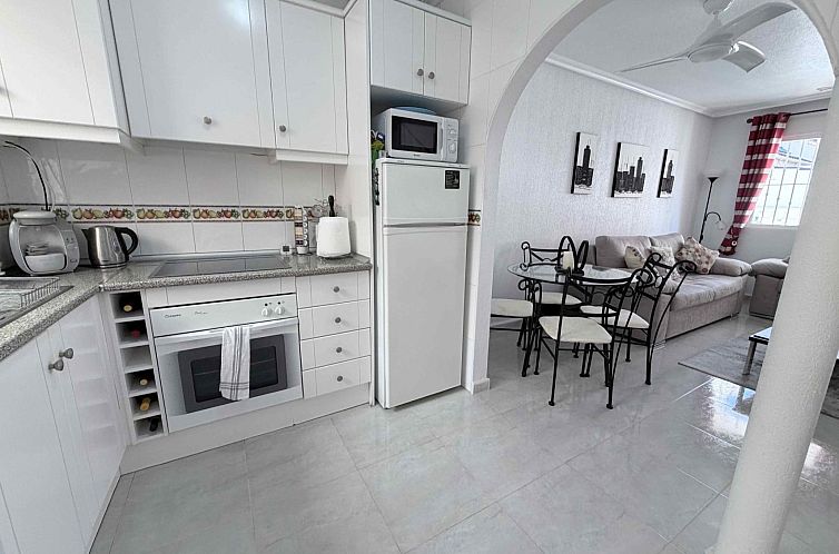 Geschakelde woning in Orihuela