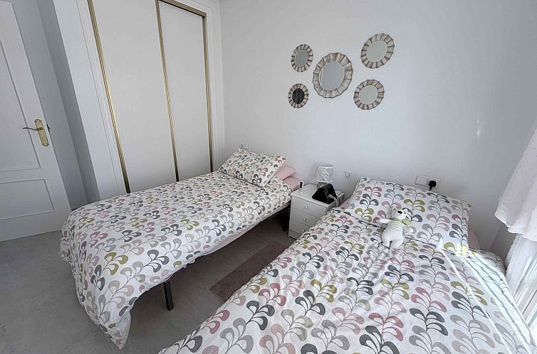 Geschakelde woning in Orihuela