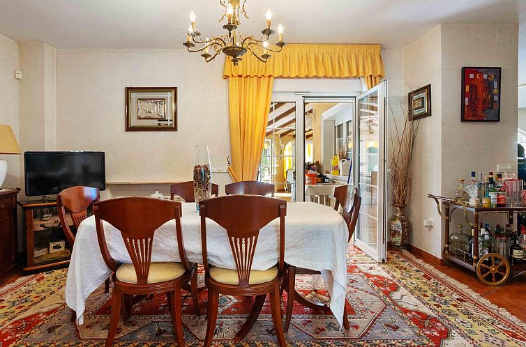 Geschakelde woning in Orihuela