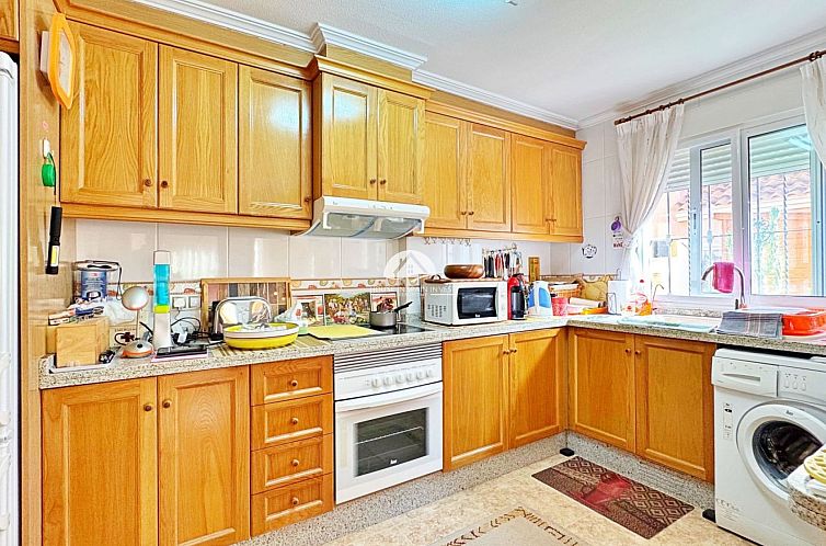 Geschakelde woning in Orihuela