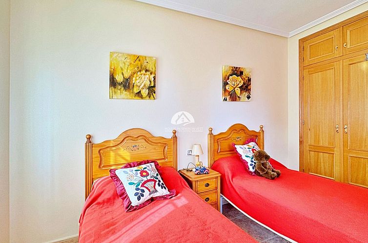 Geschakelde woning in Orihuela