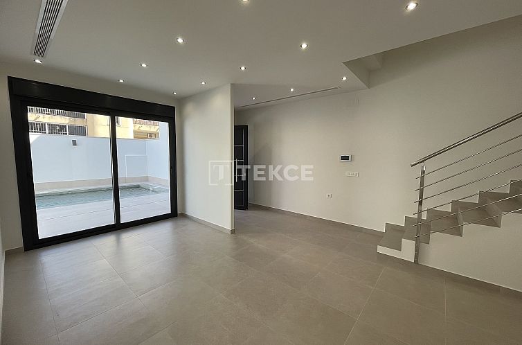Vrijstaande woning in Almoradí