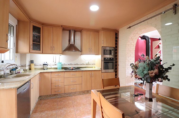 Geschakelde woning in Almoradí