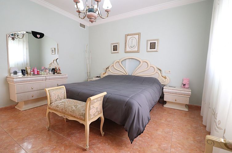 Geschakelde woning in Almoradí