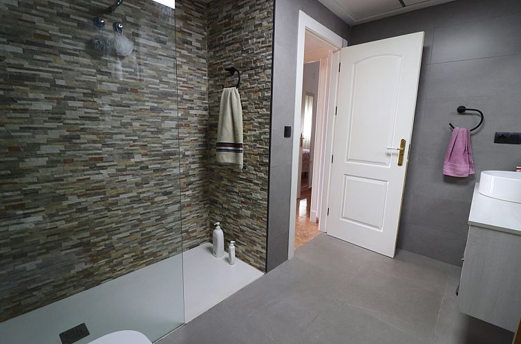 Geschakelde woning in Almoradí