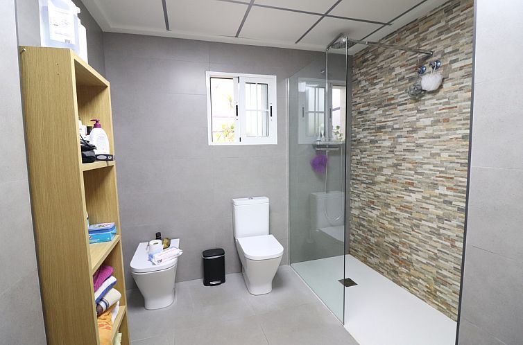 Geschakelde woning in Almoradí